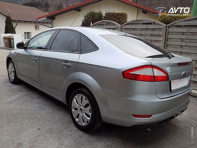 F0ECC184-5295-45A6-A389-381894449139