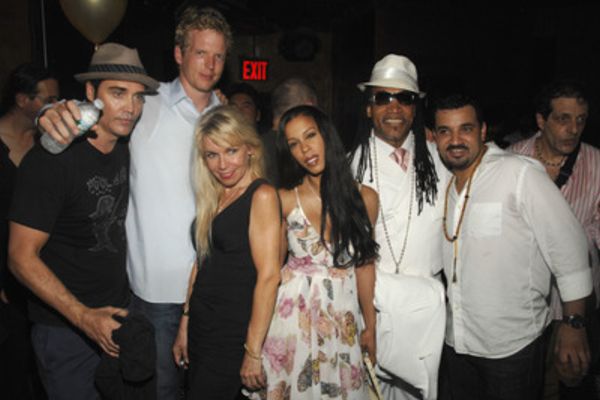 gallery_6344592977558712502838067_55_IYoungCSimmsRThompsonNAshmanHHunterMMelNaf4_070810.jpg