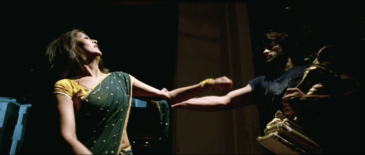 vlcsnap-2025-04-22-23h42m51s287