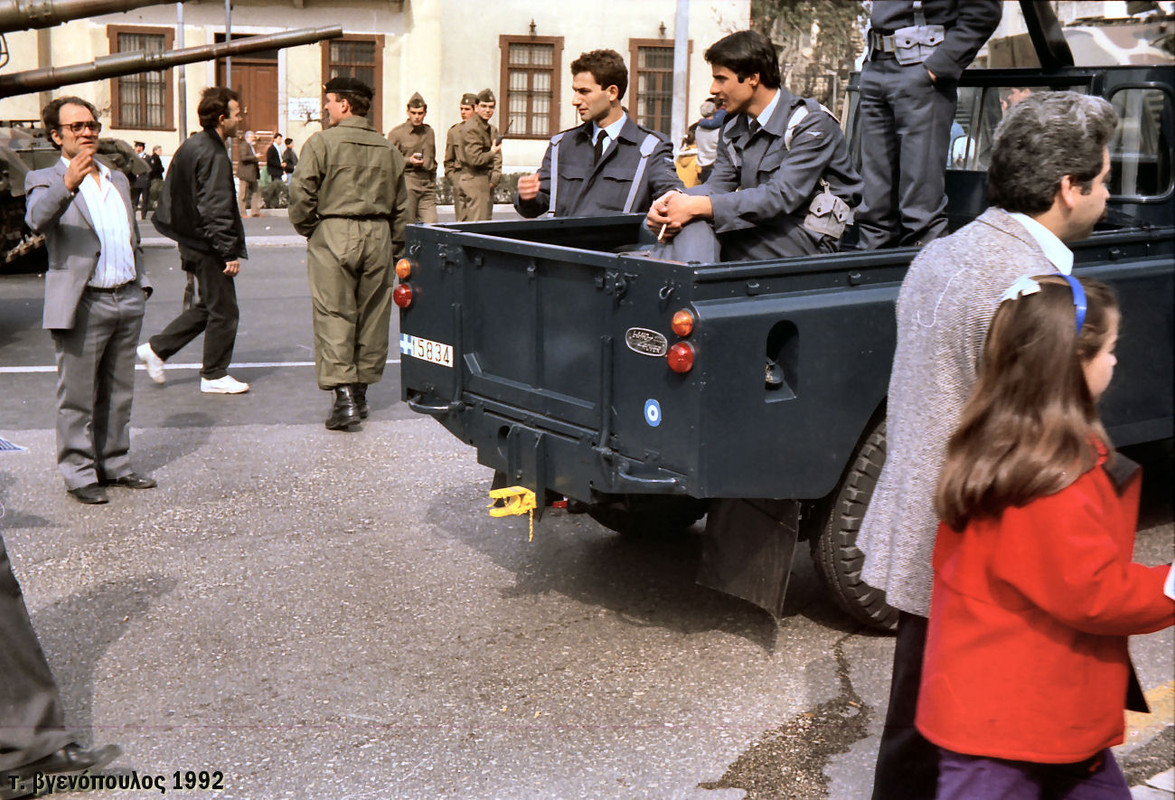 1992-03-25 039