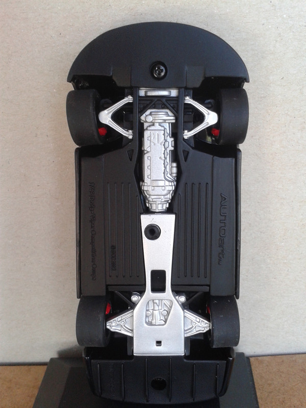 2003 Dodge Viper Mk III Competition Coupé (Auto Art) (33)