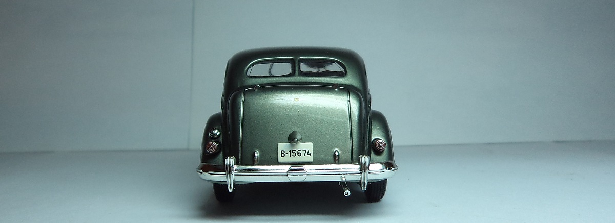Chrysler Airflow Sedan (5)
