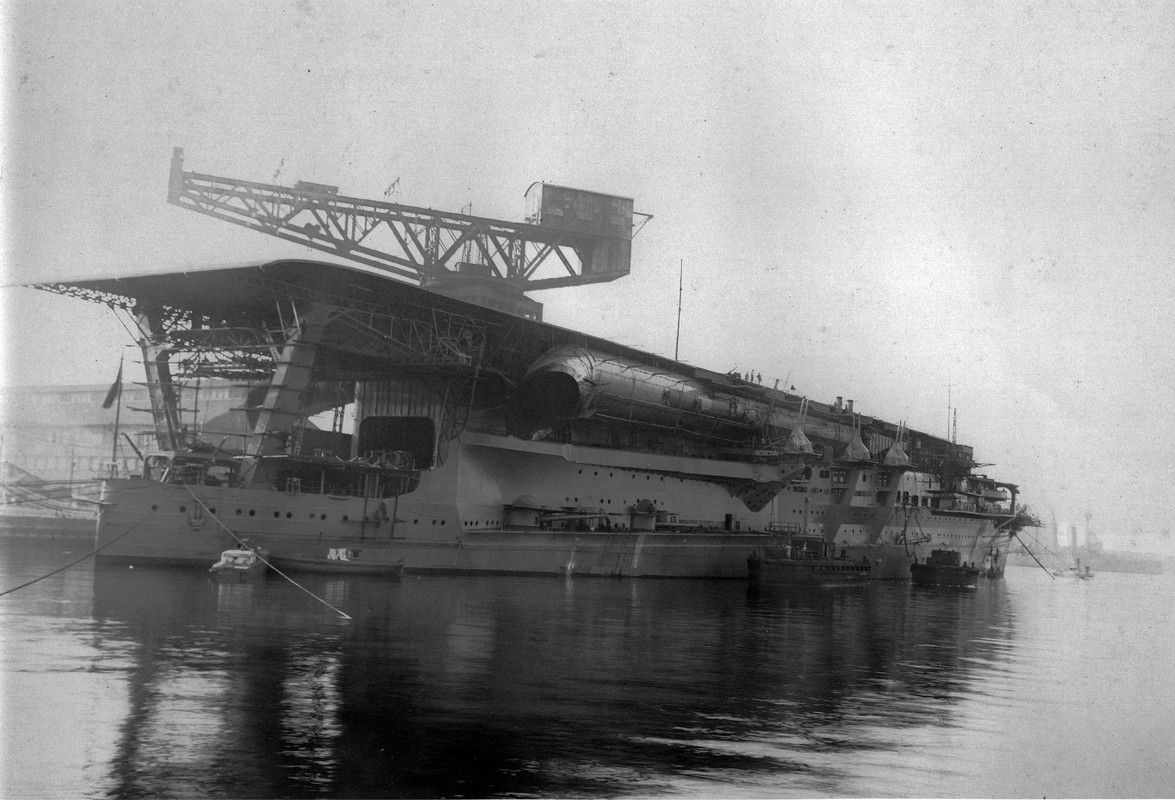 Японский авианосец Kaga