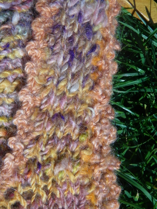 https://i.postimg.cc/43Xbwq8G/veste-oranges-mohair-teint-dupons-ashford-(2).jpg