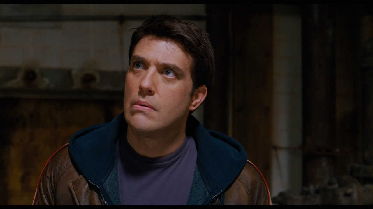 Scary Movie 4 (2006) (1080p Bluray AV1 Opus) [NeoNyx343] - [01:11:09.098]v1