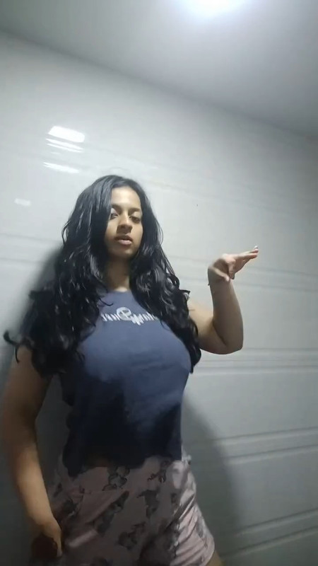 busty desi girl huge hanging tits and nipple pokie in slight blue tshirt mp4 snapshot 00 01 156