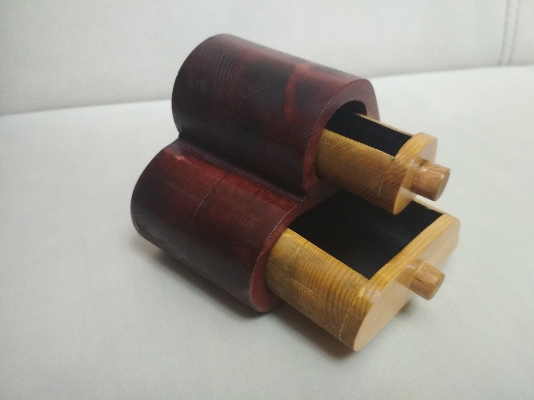 6F22F54D-AD07-4E33-AA03-1E9942725FDF