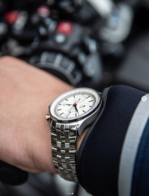 6607F2DE-31E7-48ED-9082-EA5F228A4714