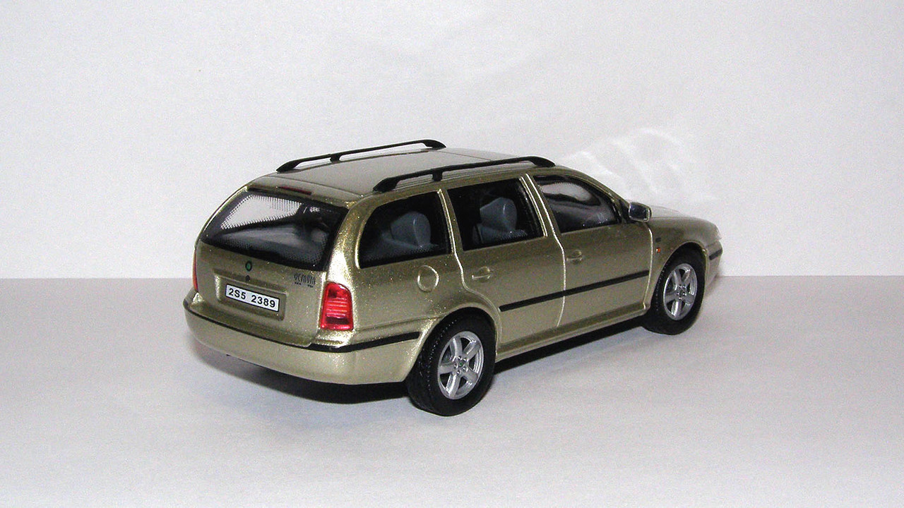 2000 Skoda Octavia (Type 1U) Combi 4x4 TDi (Hongwell for Abrex #