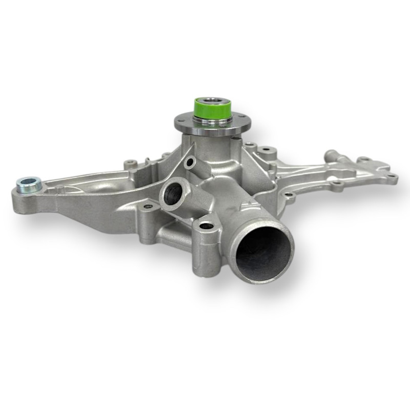 WATER PUMP Mercedes-Benz E240 / E260 / E320 / M112 112 200 1401 / 1122001401 / 1122000101 / 1122000123 / 1122000201