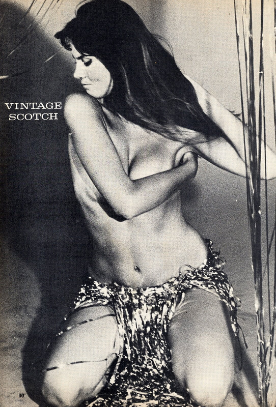 Caroline_Munro_a89
