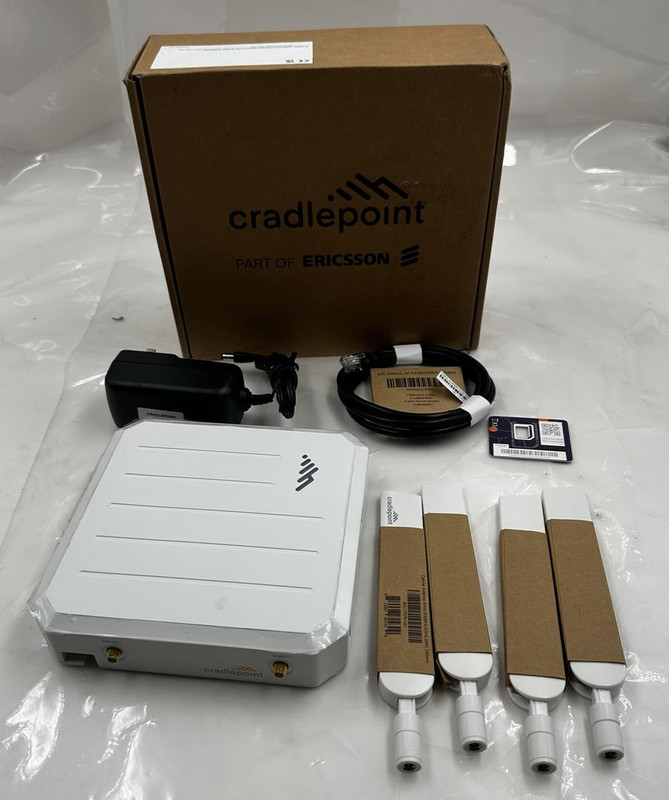 ERICSSON CRADLEPOINT W1850 5G W/ WIDEBAND ADAPTER W1850-5GC BEA3-1850-5GC-GN