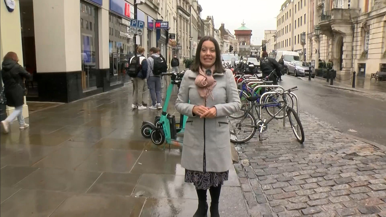 ITV News London_20221107_18001830.ts_snapshot_23.49.941