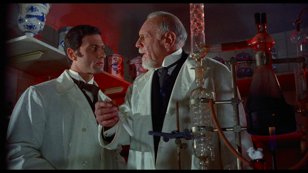 mpv-shot_The.Horrible.Dr.Hichcock.1962.2160p.UHD.BDREMUX.HDR.HEVC-Нечипорук_01_19_30_0008