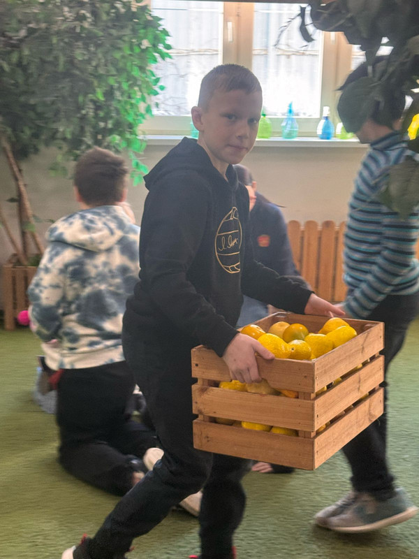 PHOTO-2025-02-27-18-06-44