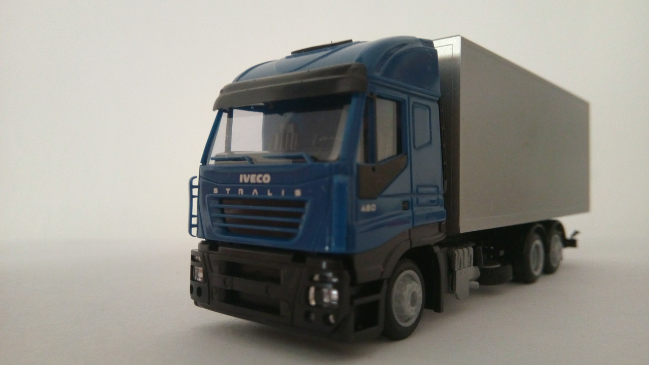 Macht (8013)