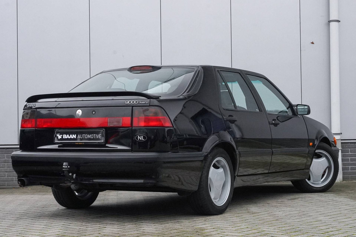 vehicle_ad_standard_image_6d18a03d78e021c51adcb696e37a4808-1