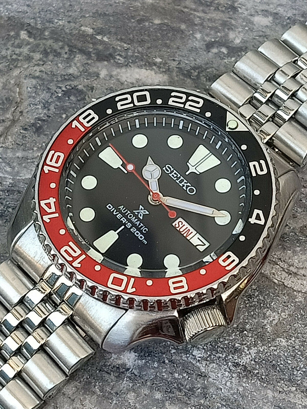 6A293F26-25AA-4726-A0A6-CDB5A50454C7