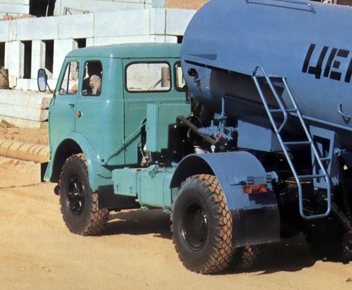 МАЗ-5429