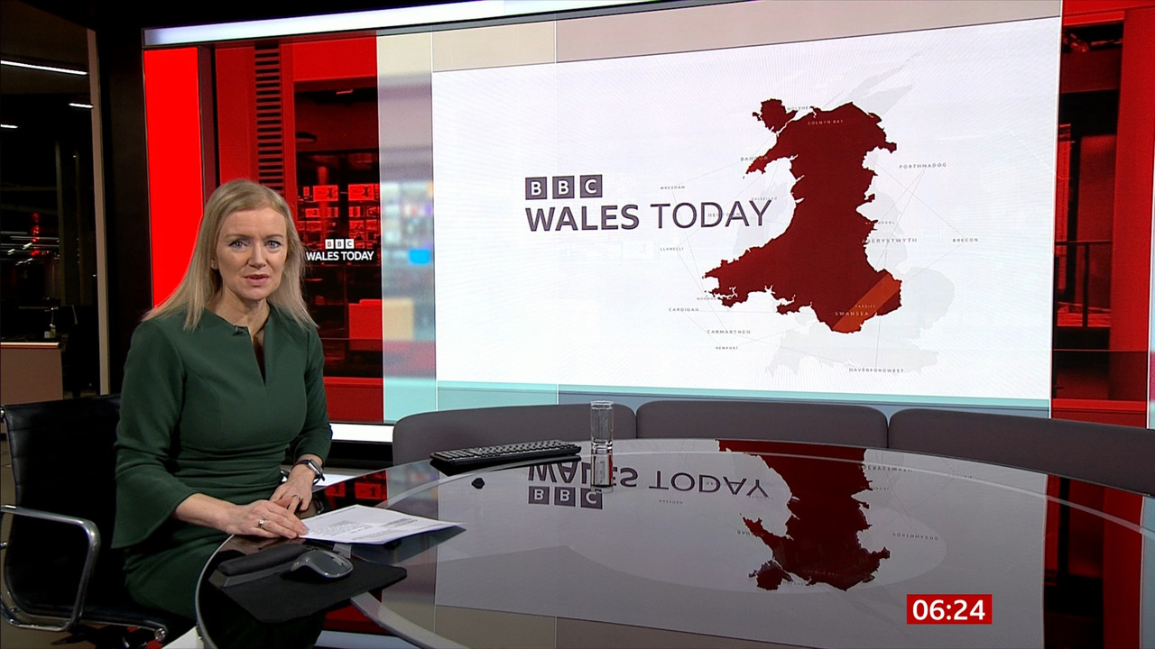 03.03 - 06.00.00 - Breakfast. The BBC's Breakfast programme features ....ts_snapshot_05.27.754