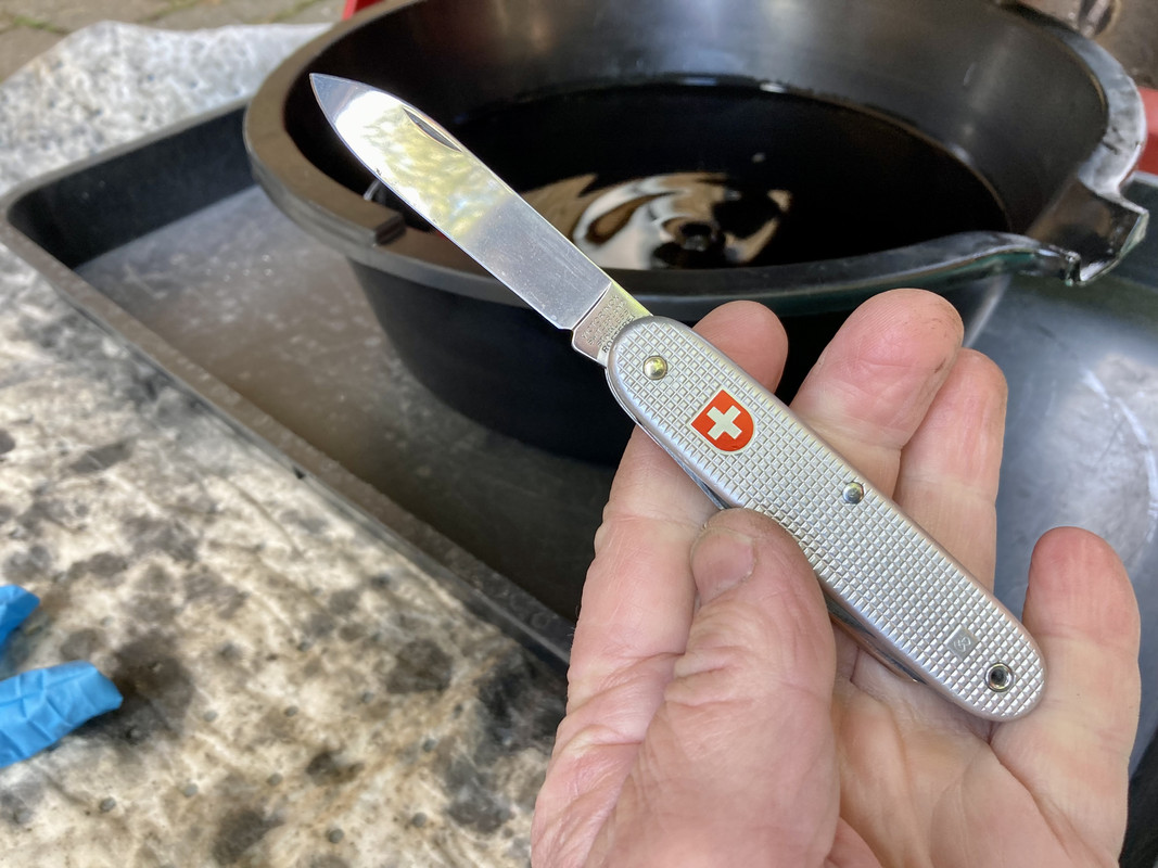 2DFB315E-C78A-4845-A40A-A3017DF79EC3