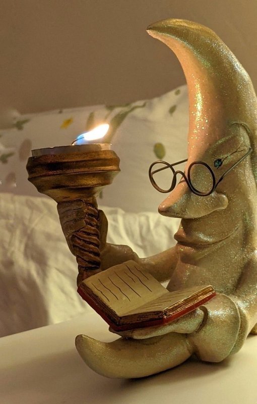 lamp-candle-moon.jpg