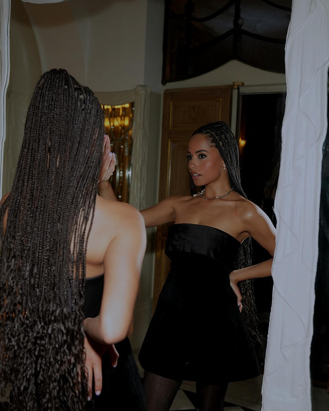 [Image: amberrosegill-1715198265-336364930079932...461484.jpg]