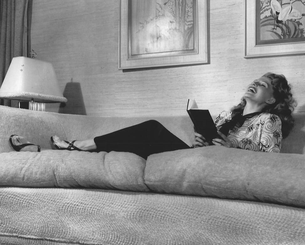 Rita Hayworth Feet 1196794