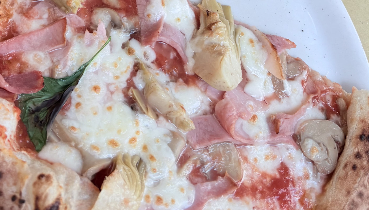 Close up of Neapolitan pizza