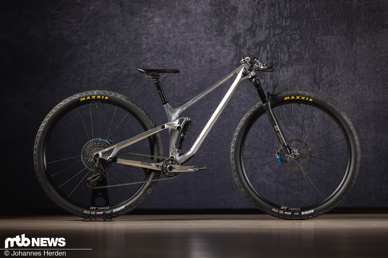 a HR0c HM6Ly9mc3Rhd Glj MS5td GItbm V3cy5k ZS92My8y OS8y OTA0Lz I5MDQy Mj Utd Xhjem Jjd DB1a Gpp LWF