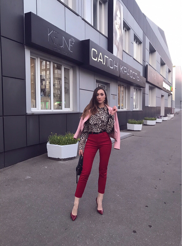 C22EF52D-A558-47E2-B5EC-2267C89F85DC