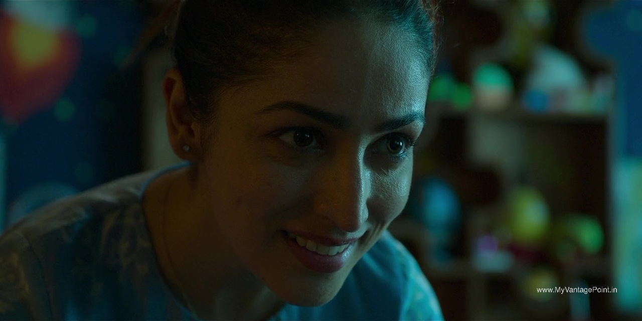 scary-smile-of-yami-gautam-in-a-thursday-movie