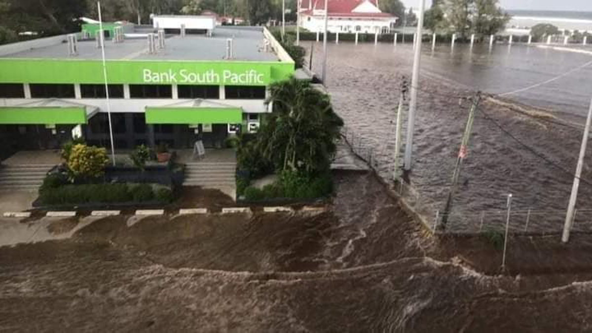 Tsunami in Tonga dopo eruzione vulcano