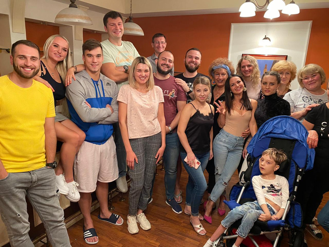 6206DD94-D645-4903-9741-826029353784