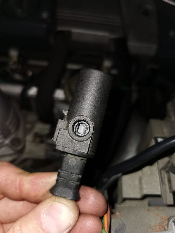 WhatsApp Image 2024-04-20 à 13.14.32_a77355b9