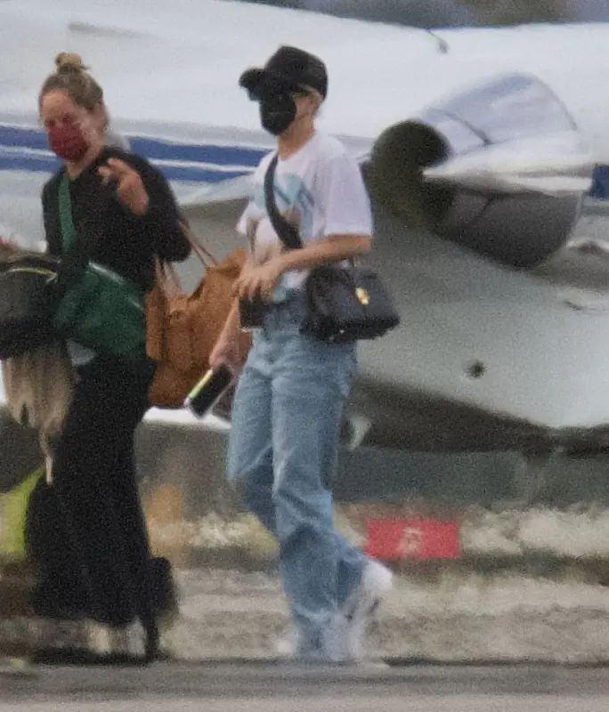 7-31-22-At-the-airport-in-Los-Angeles-CA