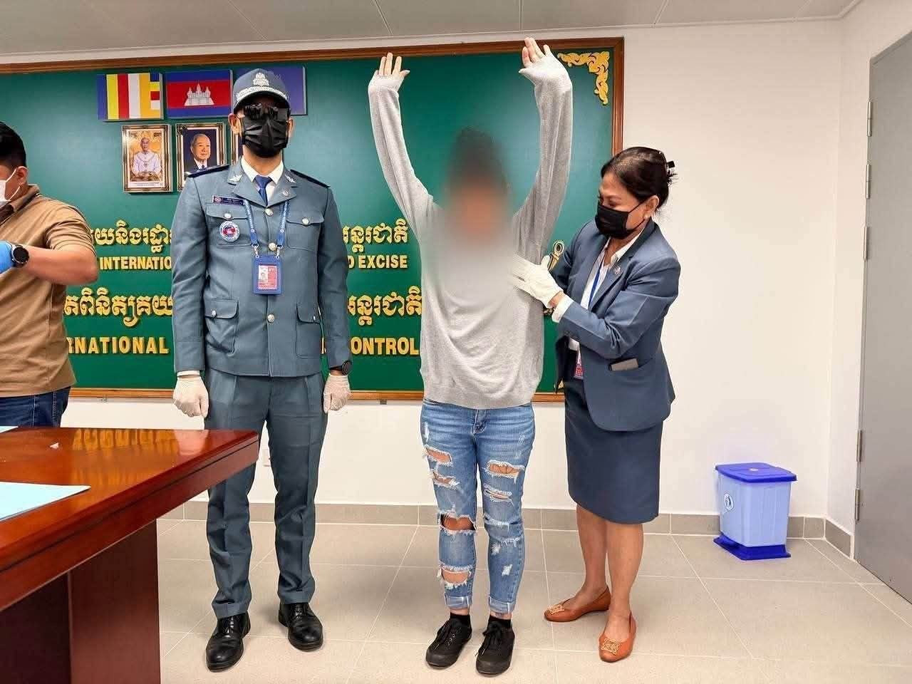 foreign travelers caught smuggling cocaine into cambodia news 2026 546453