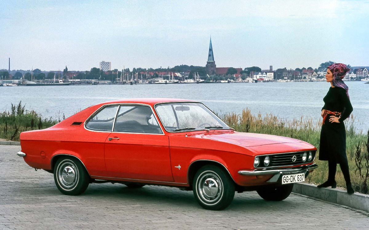 Автомобиль opel manta