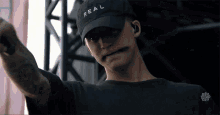 point-sing.gif