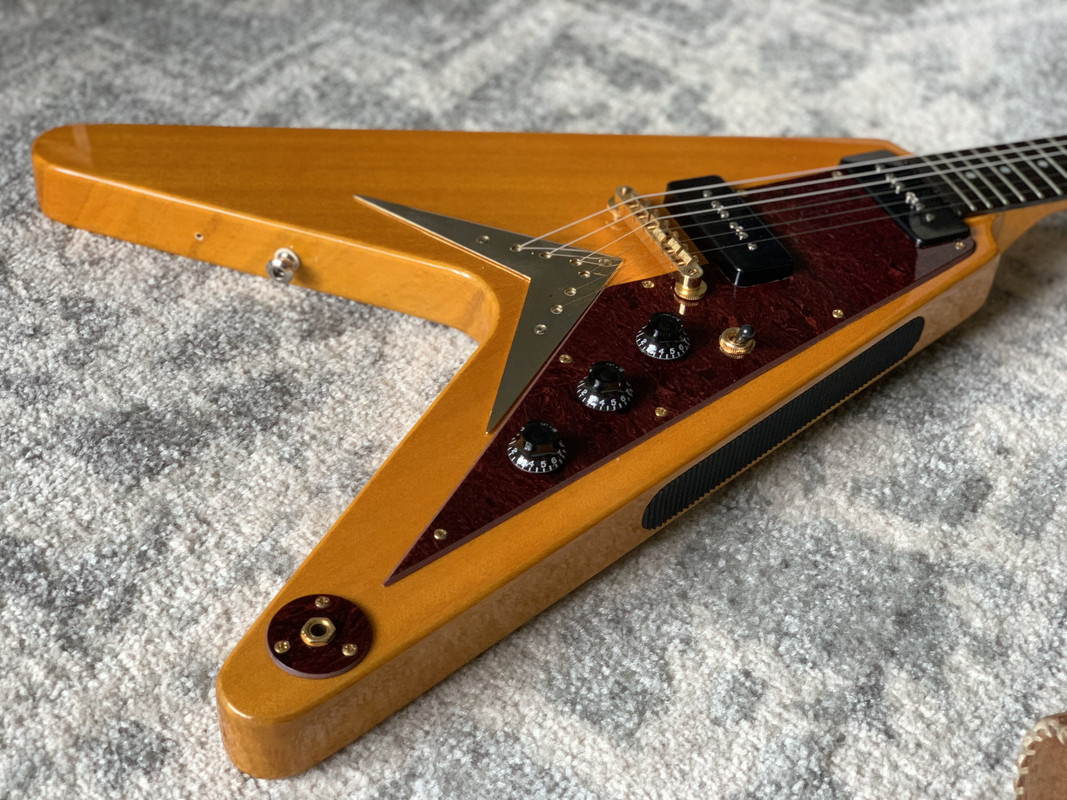 ED04FF2F-B8E9-4B18-9AB5-E1CC020B9661