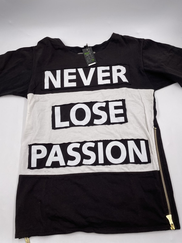 IRIDIUM NEVER LOSE PASSION BLACK T SHIRT MENS SMALL