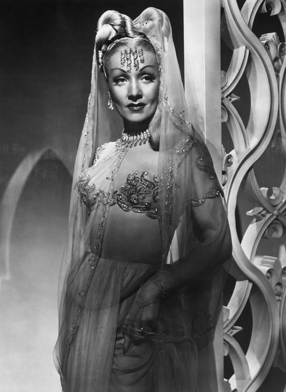 Marlene_Dietrich_d20