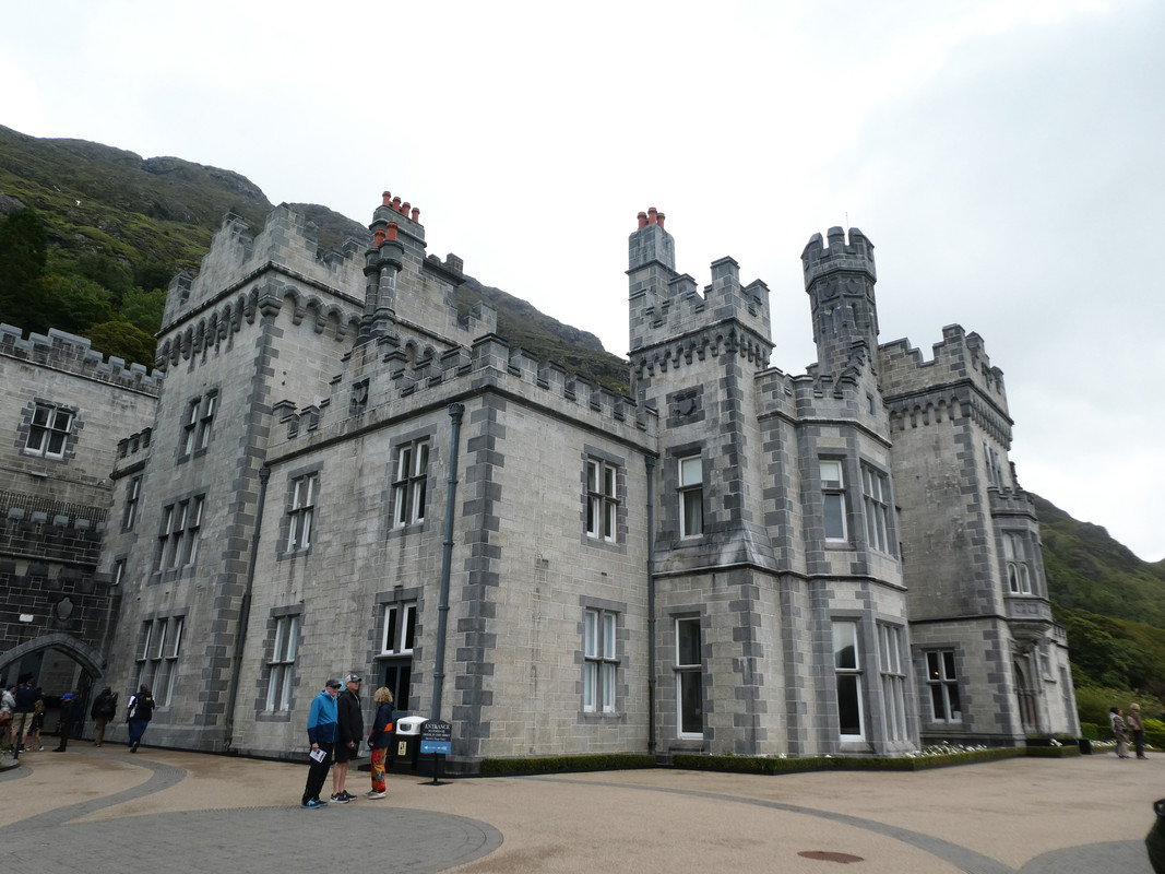 DÍA 9 – Kylemore Abbey – Upper Sky Road - 10 días por Irlanda en verano de 2024 (5)