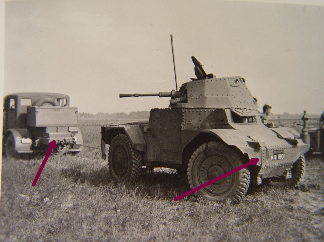 Foto, Hanomag SS 55 zieht Panhard 178, Spähpanze