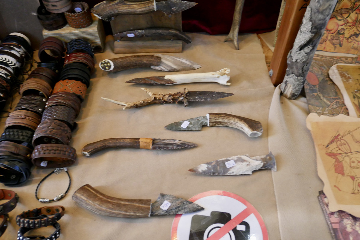 1216F2A5-7D79-4EFA-AB44-2AE65240BB19