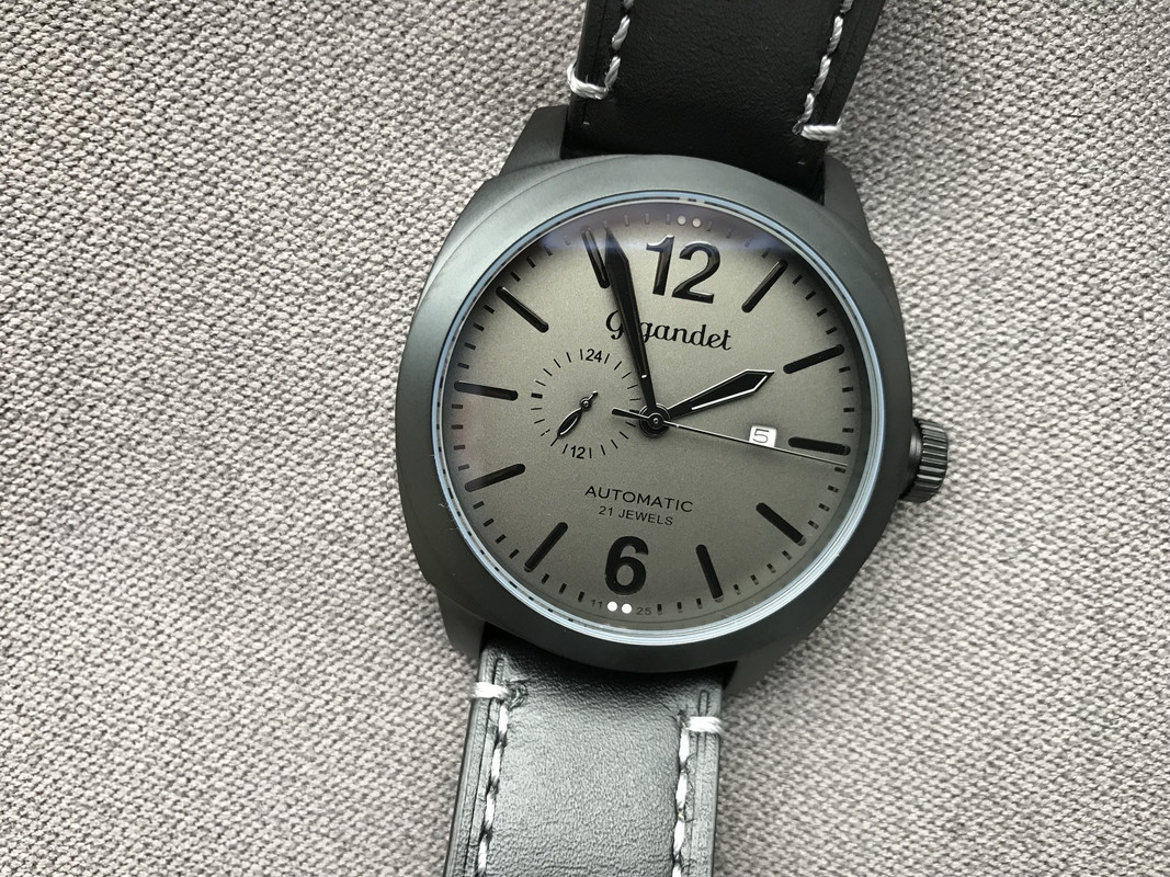 F0BC5F92-4DE7-4EDE-B7B2-9BEBAA3AD290