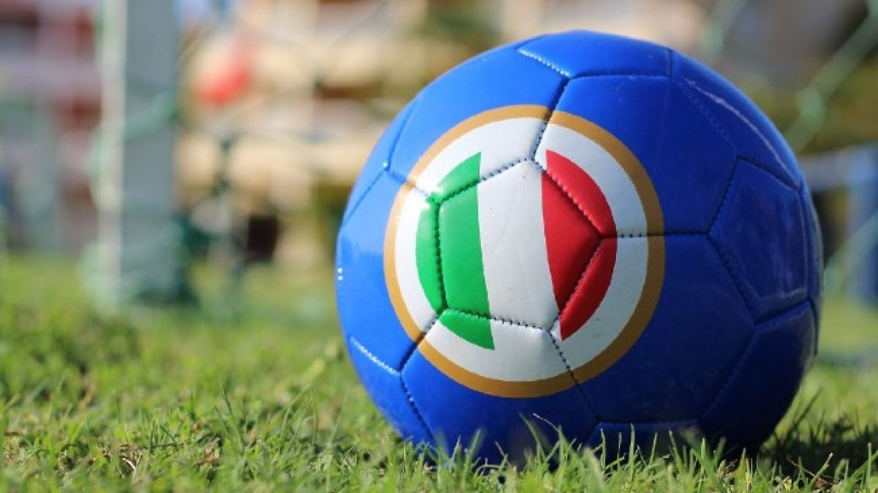 Italia reduce al mínimo la afición dentro de estadios a causa del COVID-19