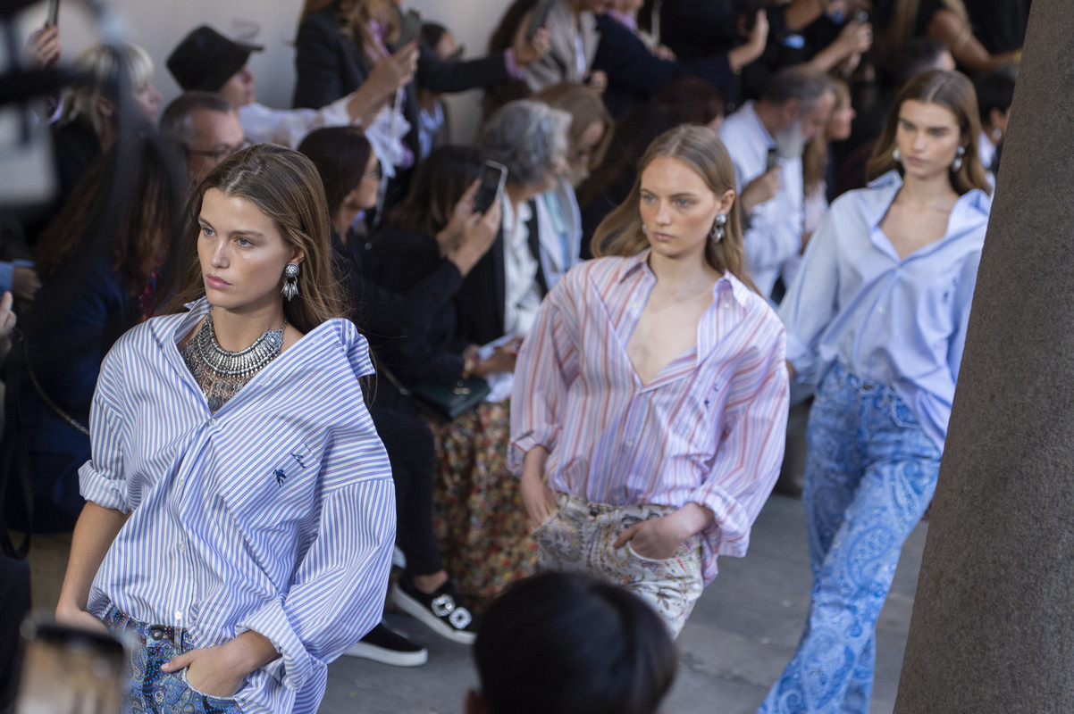 Etro Spring 2020 pqwU2ZOfZCVx