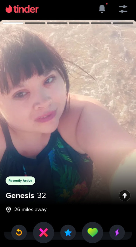 Screenshot-20240620-202334-Tinder.jpg