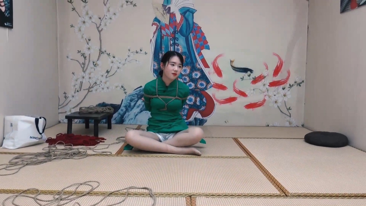 胜景影视 榻榻米花样捆缚 二.mp4_20201210_185214.011